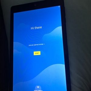 Android tablet Just needs a charger it’s like brand new